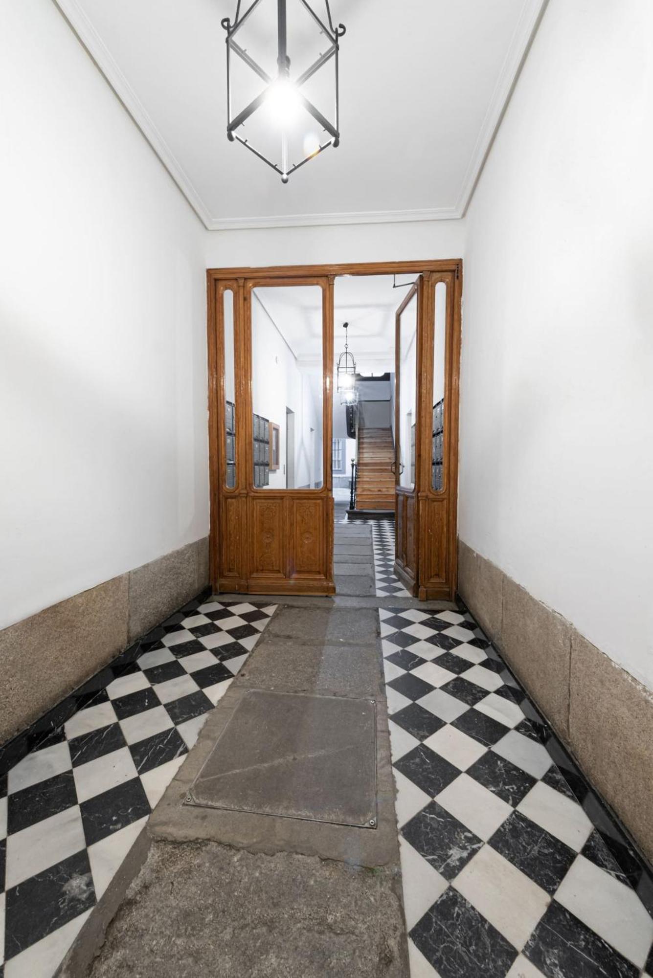 Apartamentos Day Madrid Luna Centro Gran Via Sol Malasana Екстер'єр фото