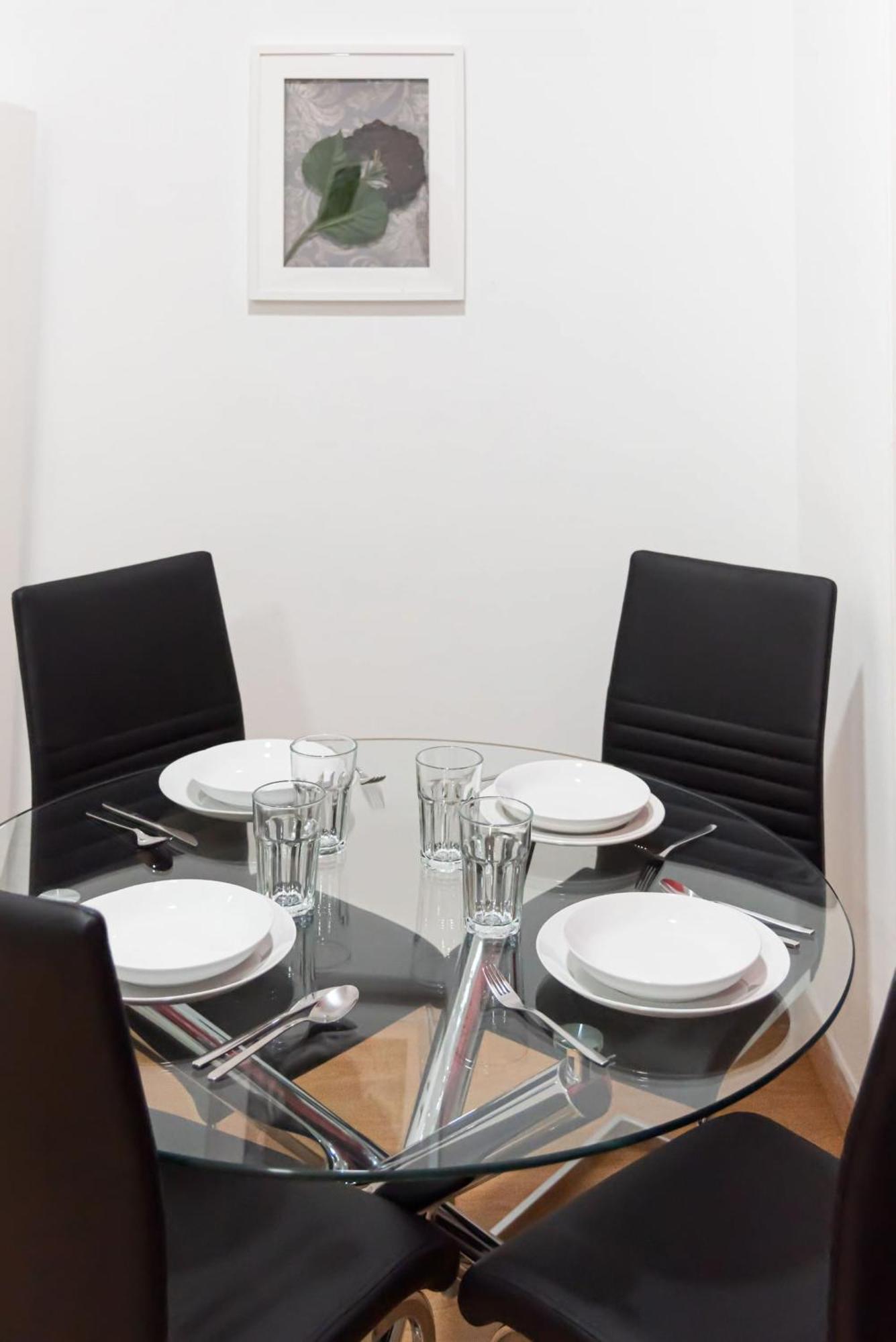 Apartamentos Day Madrid Luna Centro Gran Via Sol Malasana Екстер'єр фото