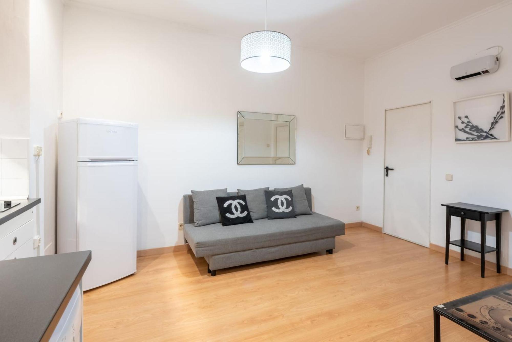 Apartamentos Day Madrid Luna Centro Gran Via Sol Malasana Екстер'єр фото