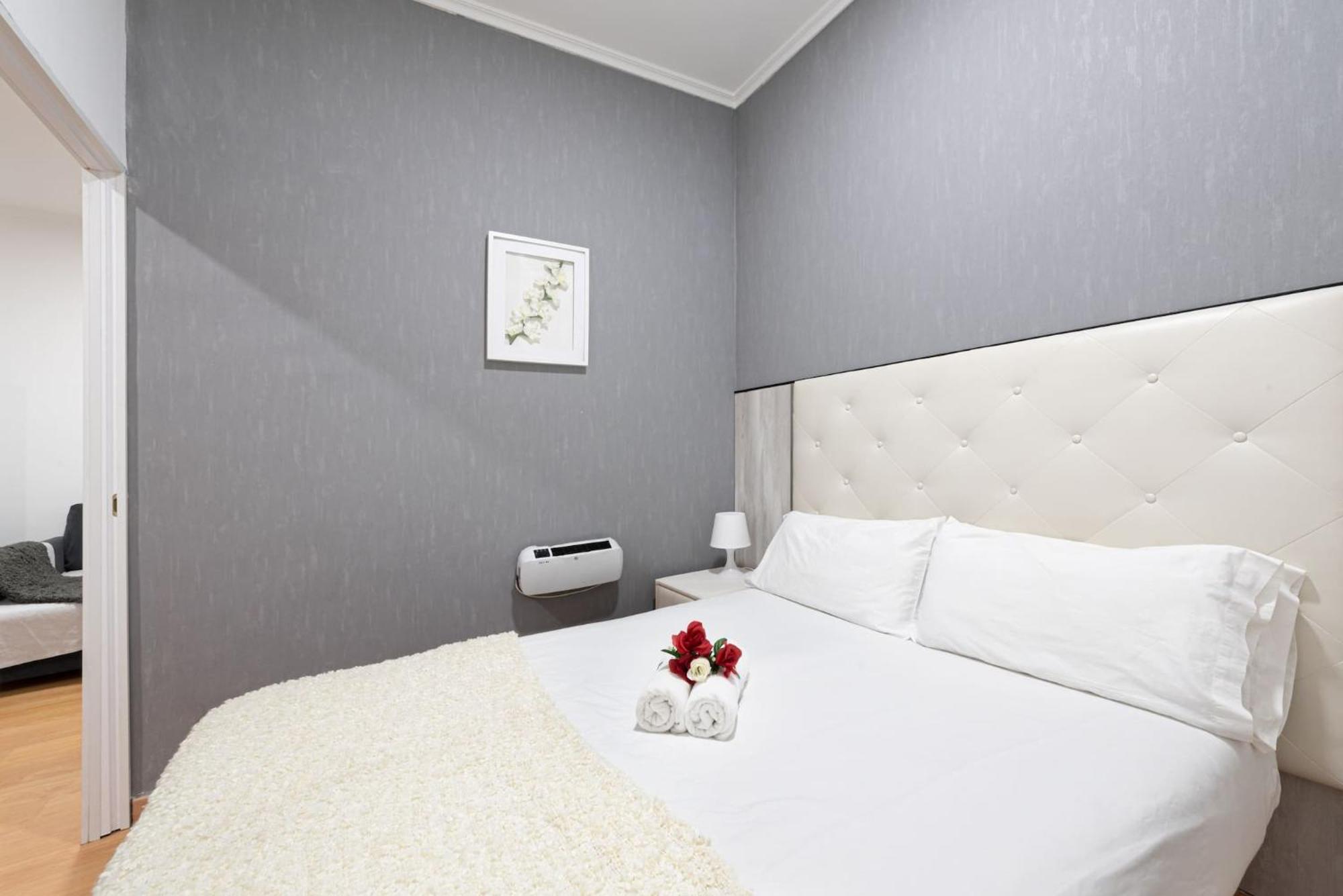 Apartamentos Day Madrid Luna Centro Gran Via Sol Malasana Екстер'єр фото