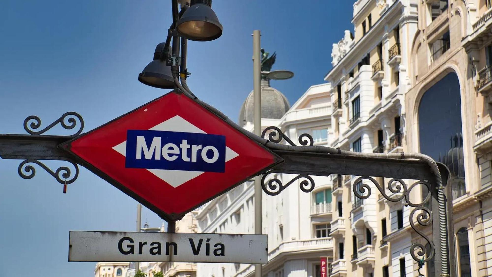 Apartamentos Day Madrid Luna Centro Gran Via Sol Malasana Екстер'єр фото