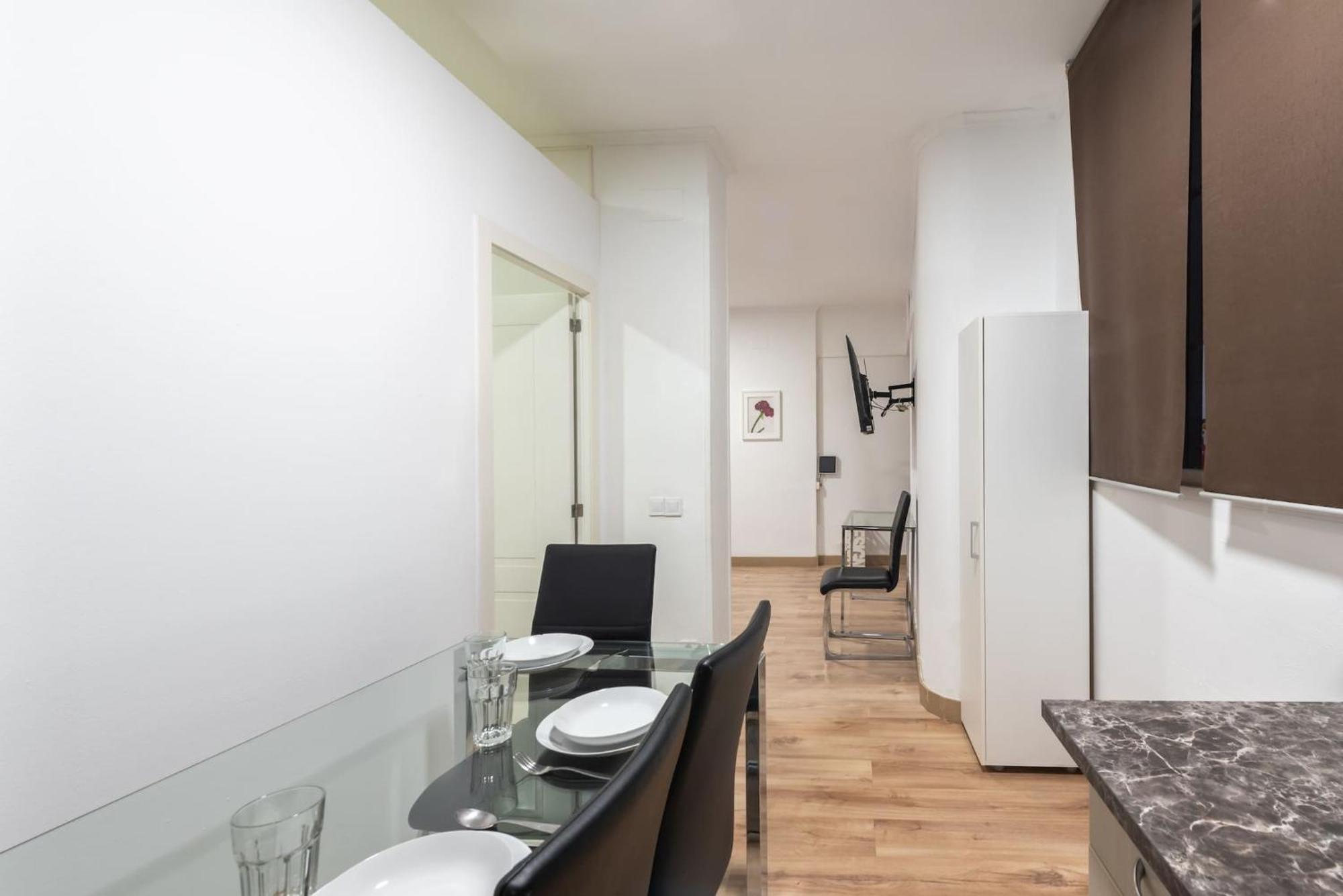 Apartamentos Day Madrid Luna Centro Gran Via Sol Malasana Екстер'єр фото