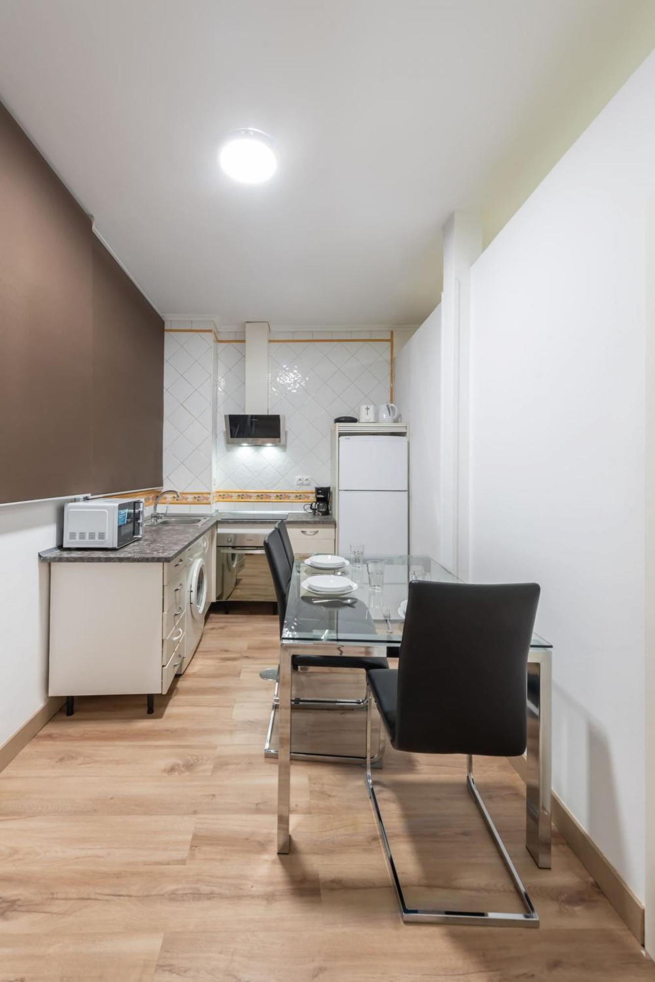 Apartamentos Day Madrid Luna Centro Gran Via Sol Malasana Екстер'єр фото