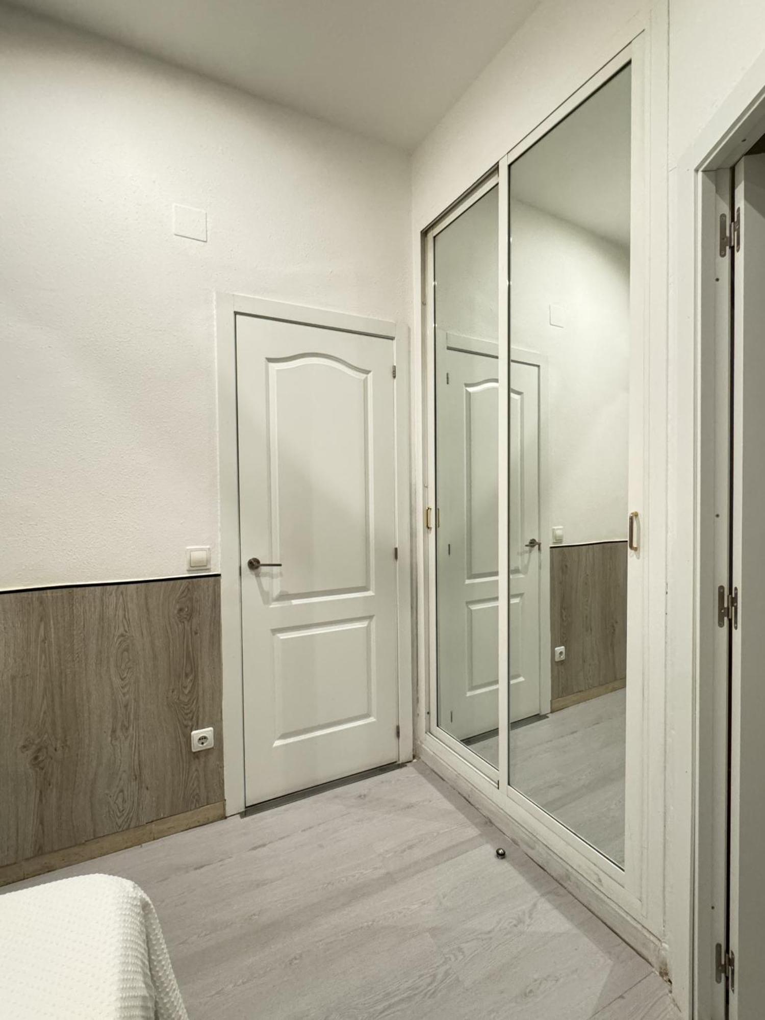 Apartamentos Day Madrid Luna Centro Gran Via Sol Malasana Екстер'єр фото
