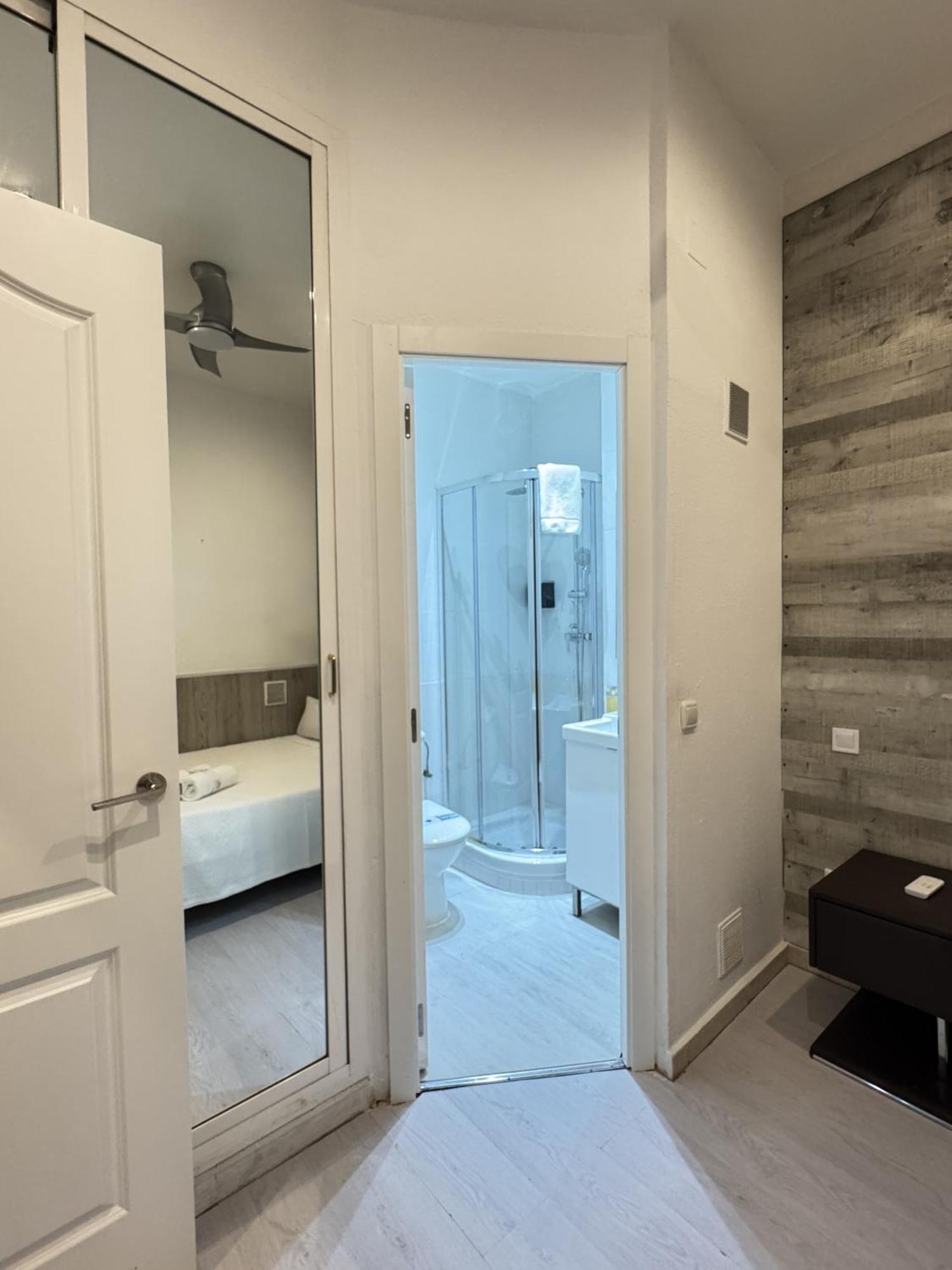 Apartamentos Day Madrid Luna Centro Gran Via Sol Malasana Екстер'єр фото